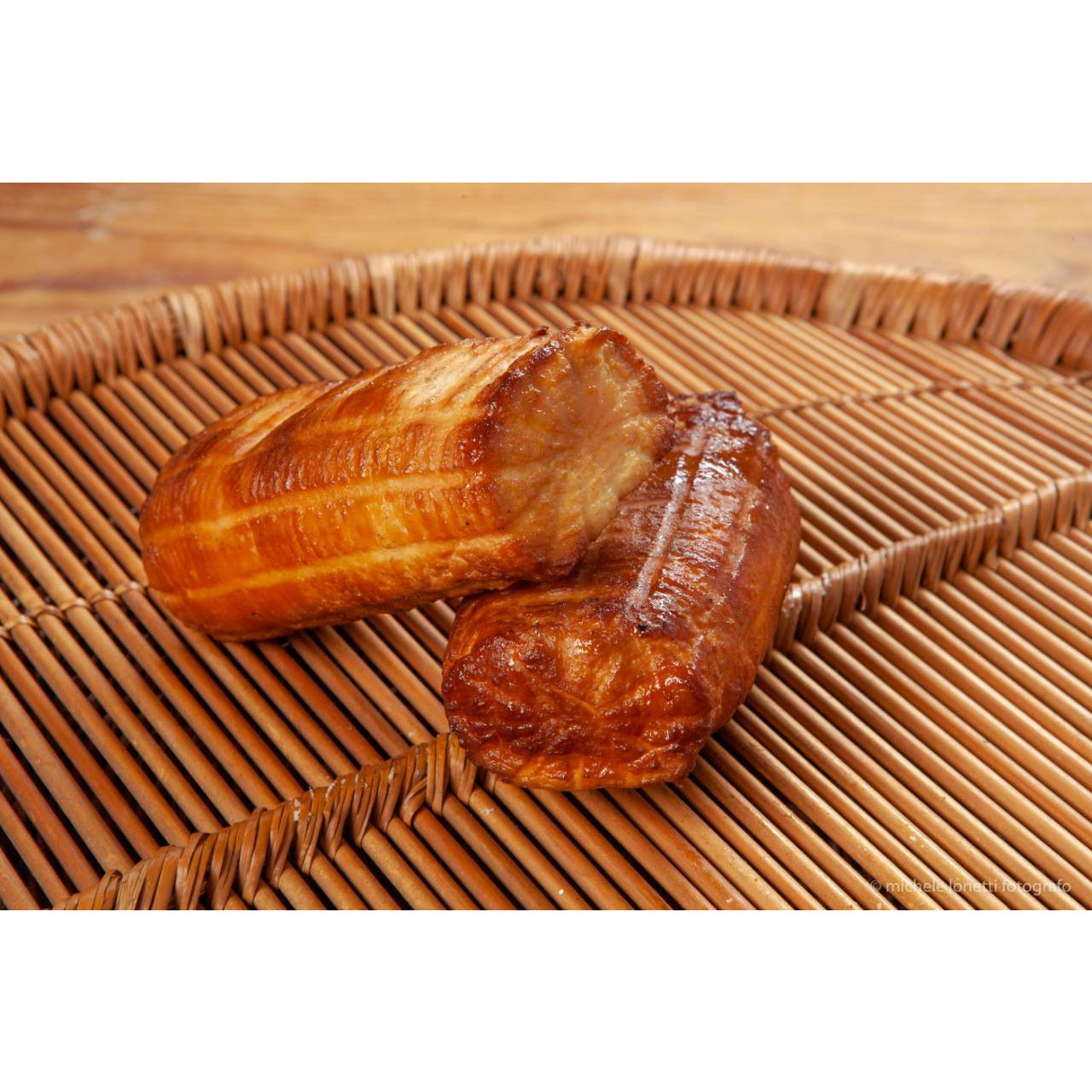 Ricotta Affumicata Casearia Crotonese Chiellino Cotta con Forno a Legna 200/250 gr - Nonna Calabrese.it